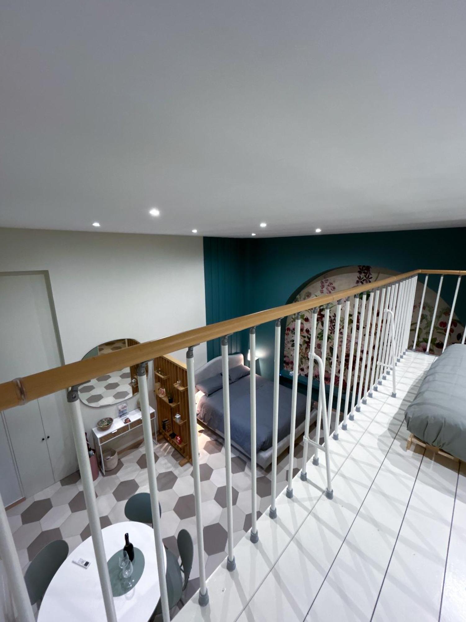 Loft 125 Passi Dal Colosseo โรม ภายนอก รูปภาพ